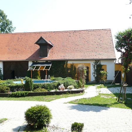 Hrazdeny Statek Mytinka Konuk evi Dış mekan fotoğraf